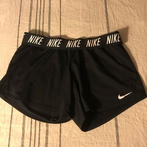 NWOT Nike shorts
